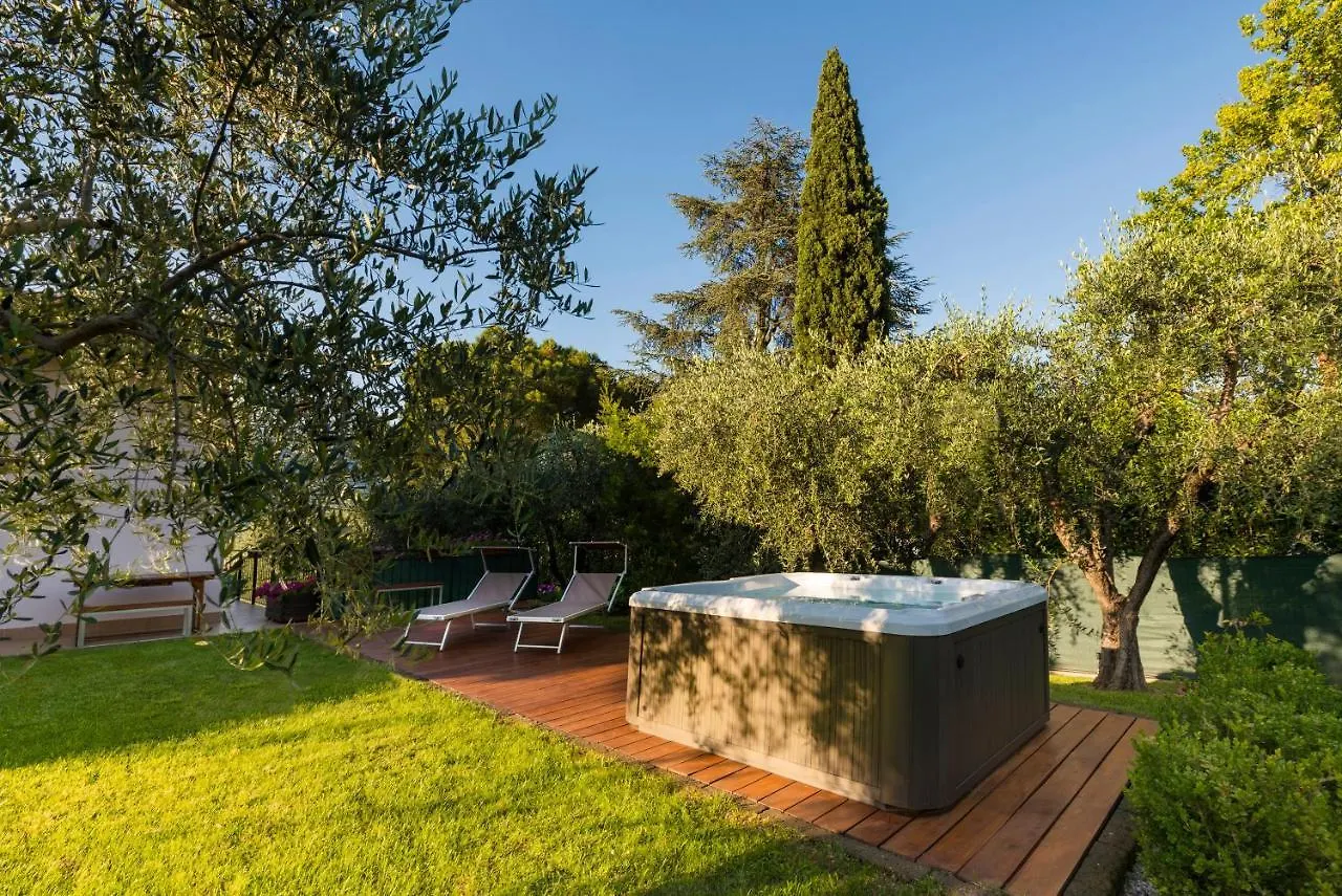 Villa Margherita Portese San Felice del Benaco 0*,  Italia